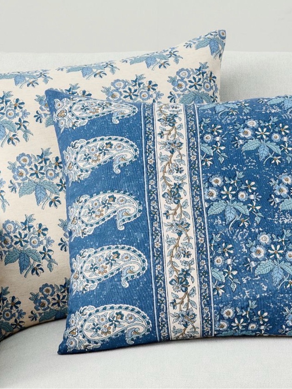 Pottery Barn Regan Printed Reversible Pillow Cover 20” x 20” Blue Paisley Floral